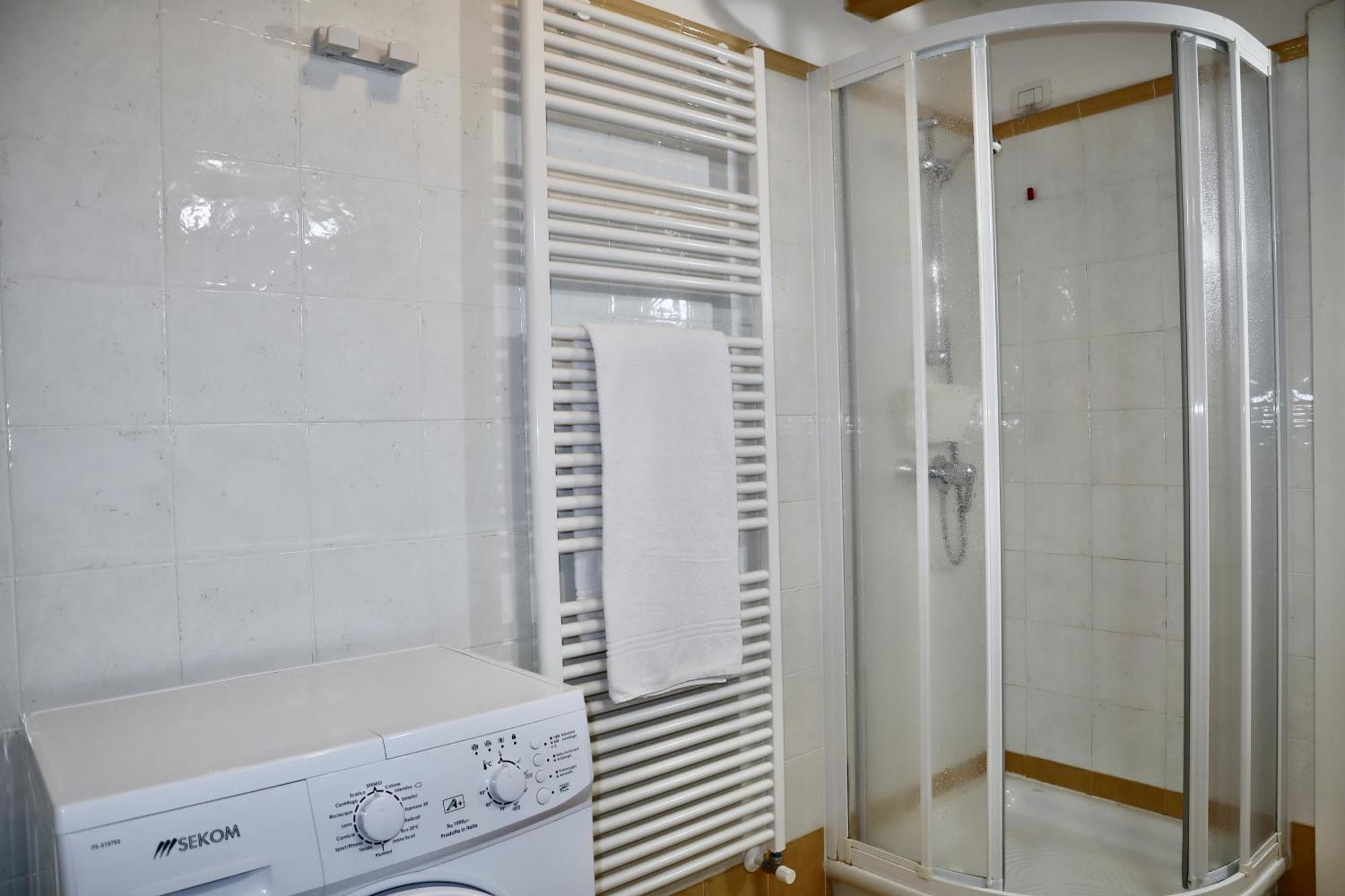 Windshouse Apartments Torbole Sul Garda Exterior foto
